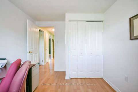 Photo 33 at 10 Palling Lane, Grove East, Barrie
