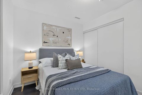 Photo 12 at 214 - 1603 Eglinton Avenue W, Oakwood Village, Toronto