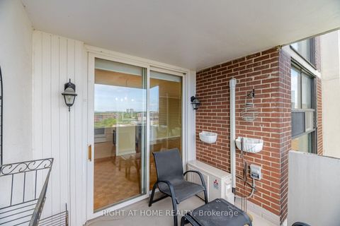 Photo 16 at 1104 - 40 Homewood Avenue, South St. James Town, Toronto