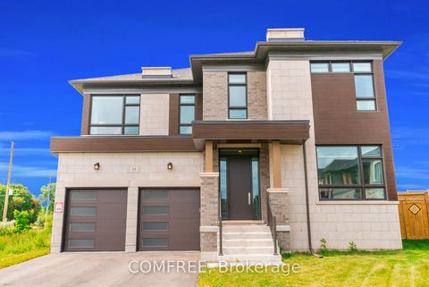 Photo 4 at 35 Ogilvie Street, Vellore Village, Vaughan