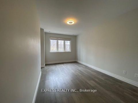 Photo 7 at 1639 - 28 Sommerset Way, Willowdale East, Toronto