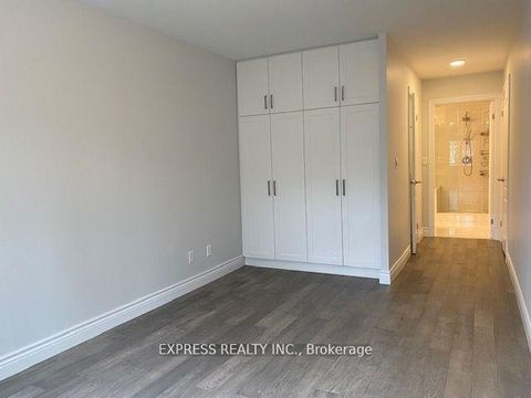 Photo 9 at 1639 - 28 Sommerset Way, Willowdale East, Toronto