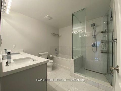 Photo 10 at 1639 - 28 Sommerset Way, Willowdale East, Toronto