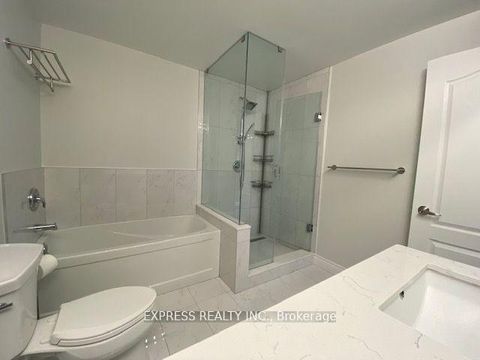 Photo 12 at 1639 - 28 Sommerset Way, Willowdale East, Toronto