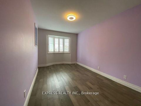 Photo 14 at 1639 - 28 Sommerset Way, Willowdale East, Toronto