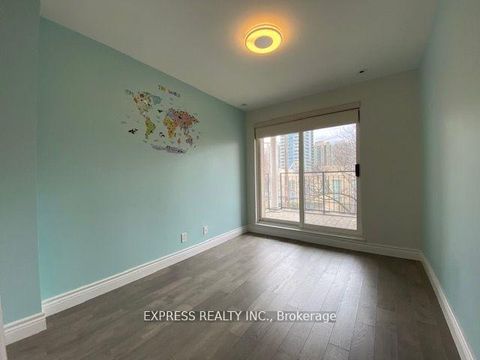 Photo 18 at 1639 - 28 Sommerset Way, Willowdale East, Toronto