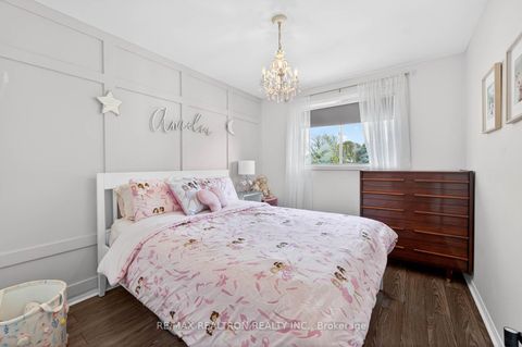 Photo 19 at 18 Castille Crescent, Keswick South, Georgina