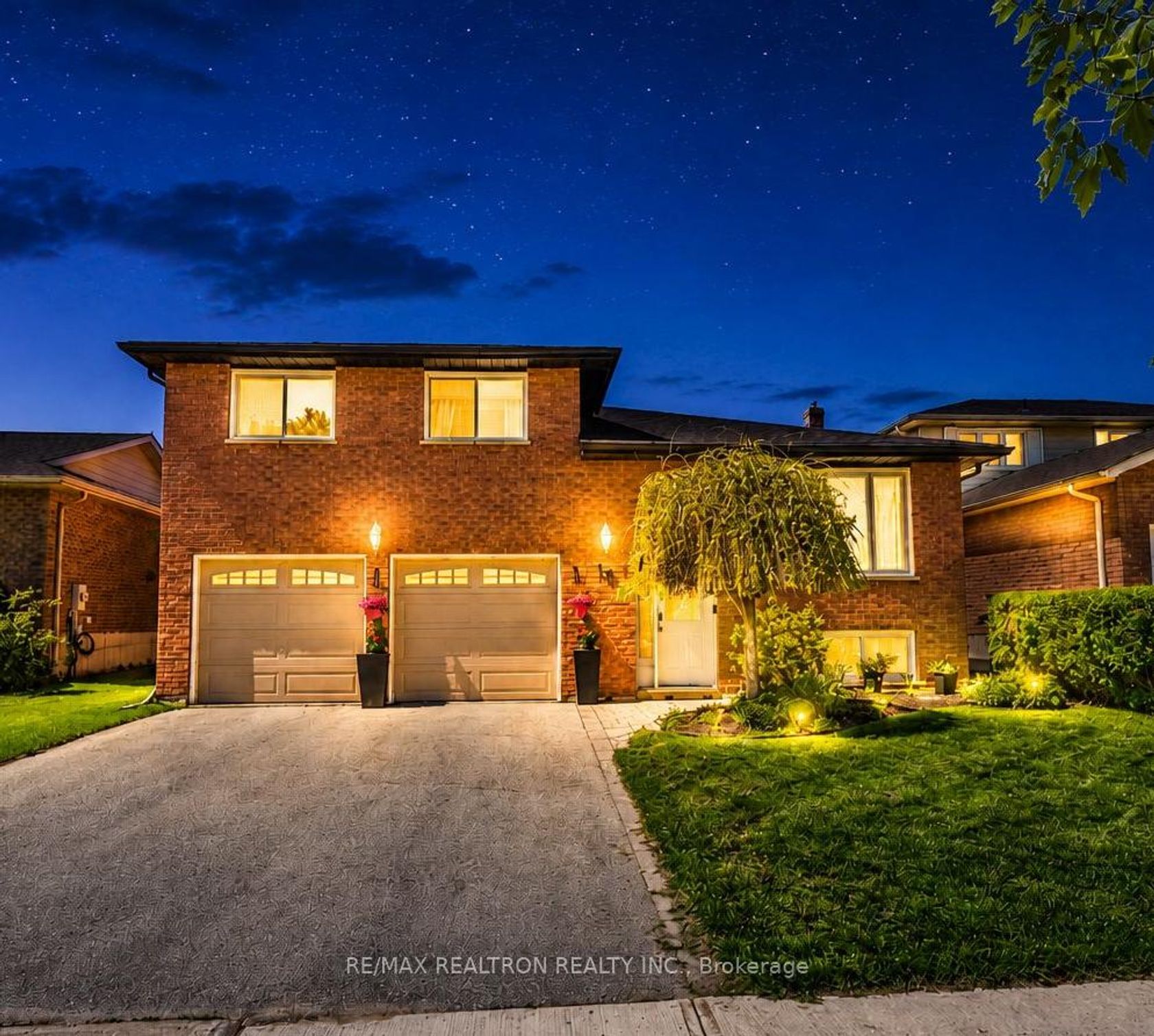 18 Castille Crescent, Keswick South, Georgina photo 2