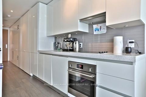 Photo 6 at 302 - 38 Stewart Street, Waterfront Communities C1, Toronto