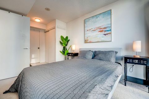 Photo 13 at 1605 - 21 Iceboat Terrace, Waterfront Communities C1, Toronto