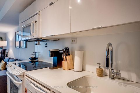 Photo 35 at 1605 - 21 Iceboat Terrace, Waterfront Communities C1, Toronto