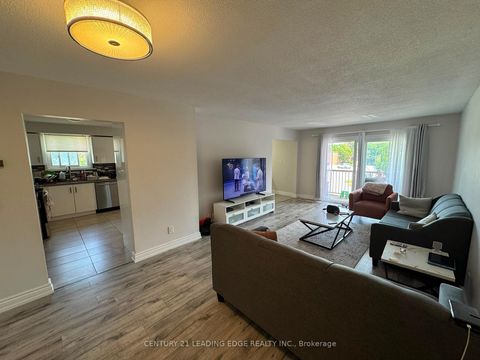 Photo 13 at 18 Clubhouse Court, Jane Heights, Toronto