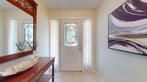 Photo 2 at 33 Pepper Tree Drive, Centennial Scarborough, Toronto