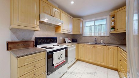 Photo 18 at 33 Pepper Tree Drive, Centennial Scarborough, Toronto