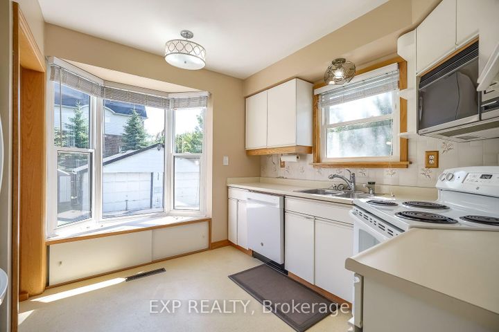Photo 17 at 1141 Haig Boulevard, Lakeview, Mississauga