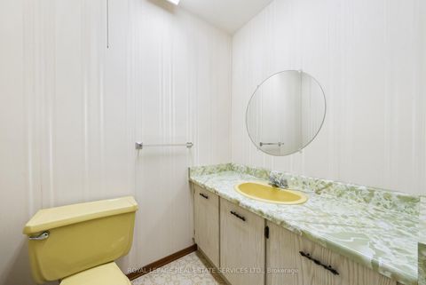 Photo 21 at 67 Mintwood Drive, Steeles, Toronto