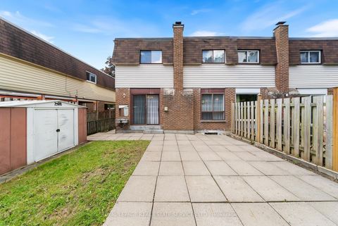 Photo 35 at 67 Mintwood Drive, Steeles, Toronto