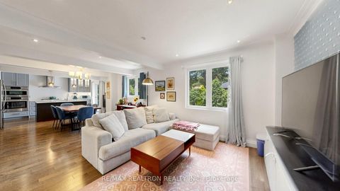 Photo 6 at 60 Kimberdale Crescent, L'Amoreaux, Toronto
