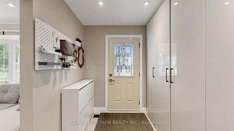 Photo 20 at 60 Kimberdale Crescent, L'Amoreaux, Toronto