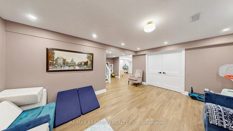 Photo 34 at 60 Kimberdale Crescent, L'Amoreaux, Toronto
