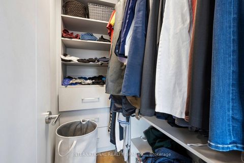 Photo 23 at 39 Wilmington Avenue, Bathurst Manor, Toronto