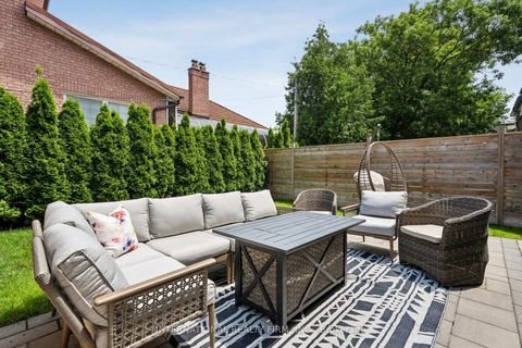 Photo 41 at 39 Wilmington Avenue, Bathurst Manor, Toronto