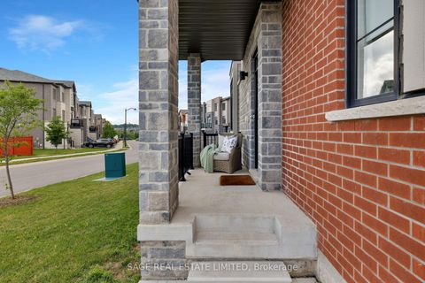 Photo 2 at 199 Tango Crescent, Woodland Hill, Newmarket