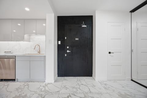 Photo 7 at 302 - 100 Canyon Avenue, Bathurst Manor, Toronto