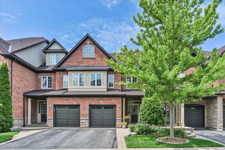 Photo 1 at 41 - 300 Ravineview Way, WC Wedgewood Creek, Oakville