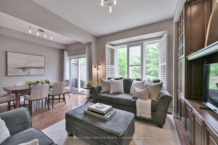 Photo 8 at 41 - 300 Ravineview Way, WC Wedgewood Creek, Oakville
