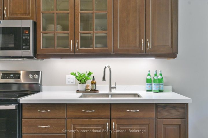 Photo 20 at 41 - 300 Ravineview Way, WC Wedgewood Creek, Oakville