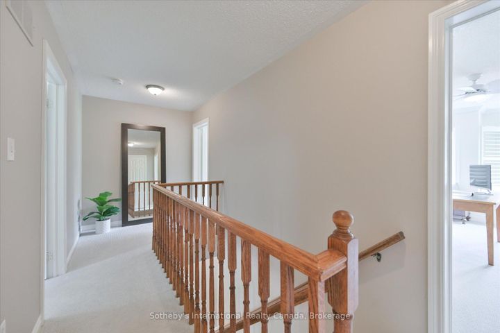 Photo 22 at 41 - 300 Ravineview Way, WC Wedgewood Creek, Oakville