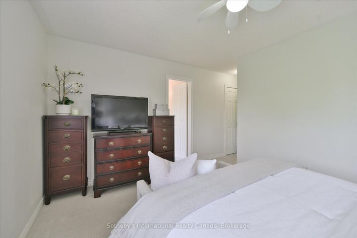 Photo 26 at 41 - 300 Ravineview Way, WC Wedgewood Creek, Oakville