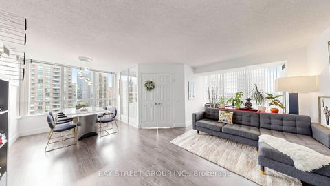 Photo 4 at 1416 - 7 Bishop Avenue, Newtonbrook East, Toronto