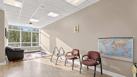 Photo 28 at 1416 - 7 Bishop Avenue, Newtonbrook East, Toronto