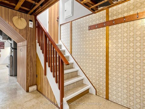 Photo 14 at 9 Detling Court, Clairville, Toronto