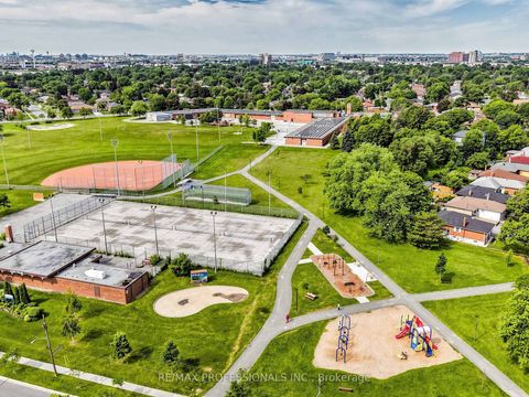 Photo 28 at 9 Detling Court, Clairville, Toronto
