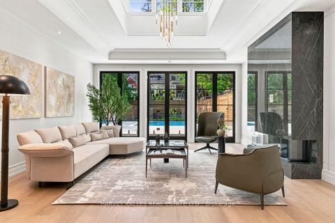 Photo 15 at 204 Forest Hill Road, Forest Hill South, Toronto