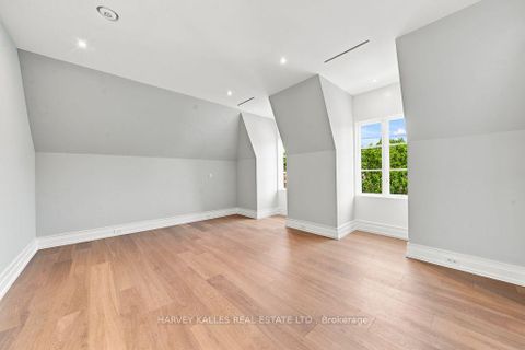 Photo 36 at 204 Forest Hill Road, Forest Hill South, Toronto