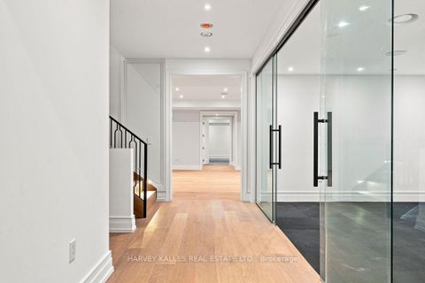 Photo 40 at 204 Forest Hill Road, Forest Hill South, Toronto