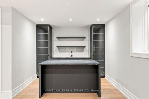 Photo 43 at 204 Forest Hill Road, Forest Hill South, Toronto