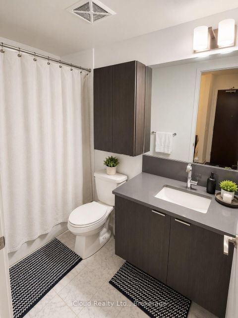 Photo 6 at 638 - 38 Iannuzzi Street, Niagara, Toronto