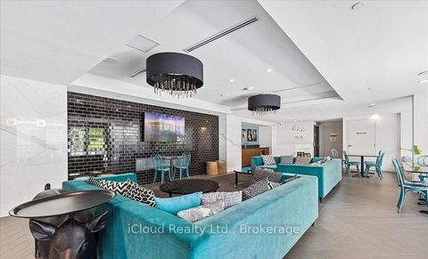 Photo 11 at 638 - 38 Iannuzzi Street, Niagara, Toronto