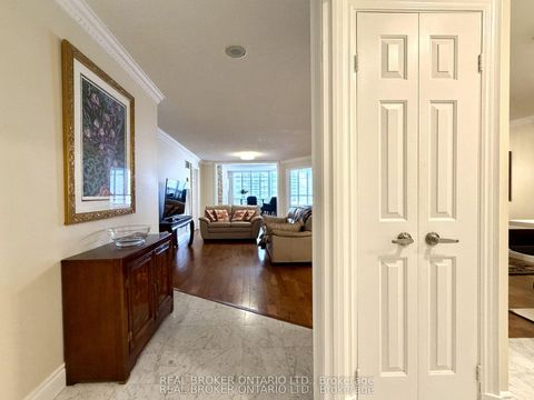Photo 2 at 602 - 130 Carlton Street, South St. James Town, Toronto