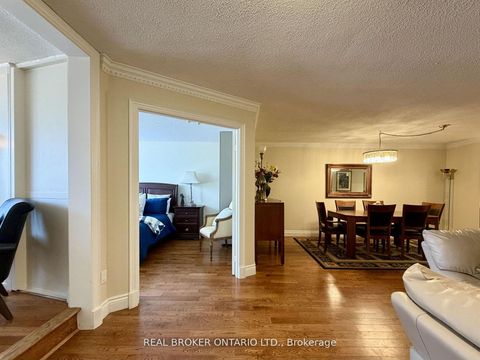 Photo 12 at 602 - 130 Carlton Street, South St. James Town, Toronto