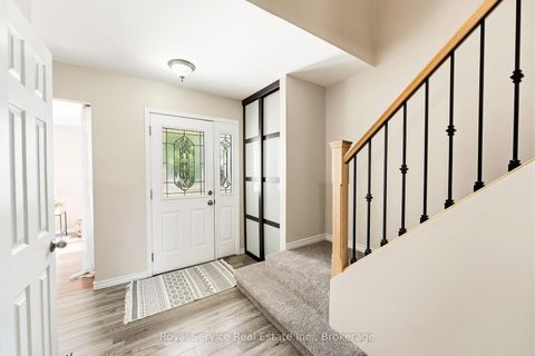 Photo 6 at 6 Gilmour Drive, Central, Ajax