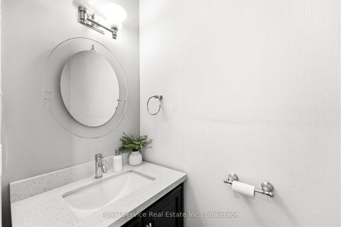 Photo 23 at 6 Gilmour Drive, Central, Ajax