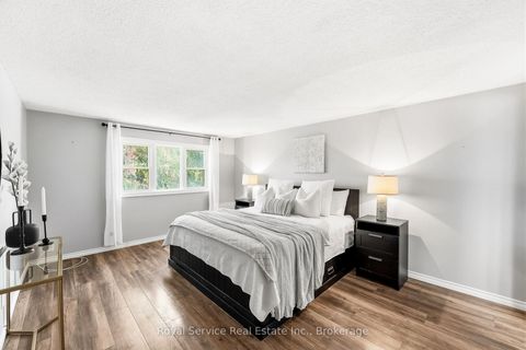 Photo 26 at 6 Gilmour Drive, Central, Ajax
