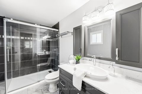 Photo 28 at 6 Gilmour Drive, Central, Ajax