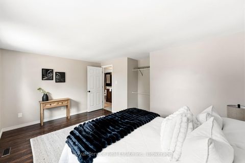 Photo 32 at 6 Gilmour Drive, Central, Ajax